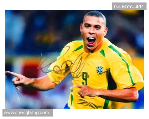 18号队服的足球明星背后的故事与传奇成就揭秘