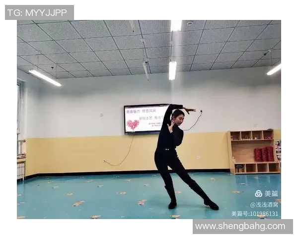 篮球明星大头照展现运动员风采与个性魅力的精彩瞬间